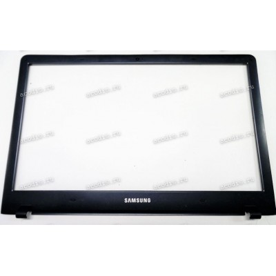 Верх. кр. рамка Samsung NP470R5E-X01RU (p/n: BA75-04614A) чёрная UNIT-HOUSING_FRONT_LCD;RAMOS-15M,PC/ABS