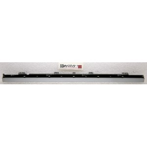 Заглушка петель центральная Asus P500CA (13NB00F1P04011) HINGE CAP