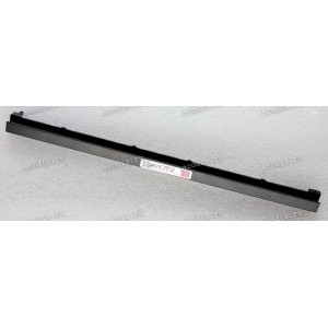 Заглушка петель центральная Lenovo ThinkPad S531, S540 (04X5198) HINGE CAP
