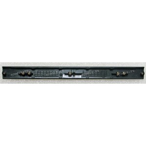 Заглушка петель центральная Asus TP300LA, TP300LD, TP300LJ, TP300UA (P/N 13NB05Y1P05111)
