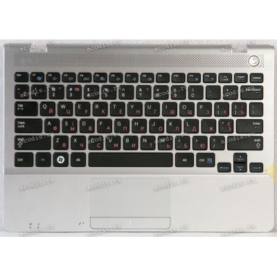 Palmrest Samsung NP305U1A серебристый с НЕРАБОЧЕЙ BAD клавиатурой (BA75-03302D)