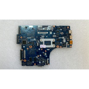 MB BAD - донор Lenovo IdeaPad S405 VAUS5 D09 (11S90001723ZZ0MP2A61GV AD) VAUS5 LA-9001P REV:1.0 2012-06-22, AMD AM4555SGE44HJ GA 1225PGS SF9228B1F20533, VIDEO: AMD 1226PHS813.00 216-080924, Samsung 231 K4W2G1646C-HC11 ENF825BAP
