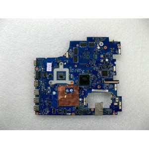 MB BAD - донор Lenovo IdeaPad G780 QIWG7 D09 (11S90001554Z) QIWG7 LA-7983P REV:1.0, nVidia N13P-GLR-A1, 8 ЧИПОВ Samsung K4W2G1646E-BC11