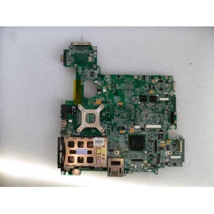 MB BAD - донор Acer TravelMate 8100 (LBT72060015130CB94EM11, 513DYCMBQTF01102, 31ZF1MB0056) DAOZF1MB8F8 REV:F, ATI 216CPIAKA13K, 4 ЧИПА Samsung K4055323QF-GC33