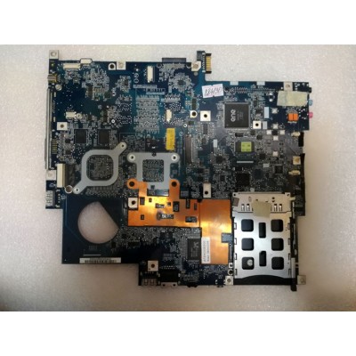 MB BAD - донор Acer Aspire 5103, 5110, 5111, 5112, 5113 HCW50 LA-3151P REV: 1.0., ATI 216PLAKB26FG AMD Mobility Radeon X1600, ATI 215NSA4ALA12FG, 4 чипа Hynix HY5PS561621A - снято что-то