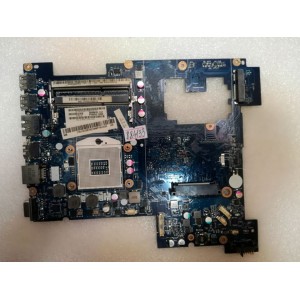MB BAD - донор Lenovo IdeaPad G570, PIWG2 UB6S (11S11013570Z) PIWG2 LA-675AP REV:1.0 - снято что-то