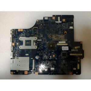 MB BAD - донор Lenovo IdeaPad G565, Z565 NAWE6 LA-5754P (11S69043540Z) NAWE6 LA-5754P REV: 1.0., AMD 216-0752001, ATI 216-0774009, AMD 218-0697920, 4 чипа Samsung K4W2G1646C-HC12 - снято что-то