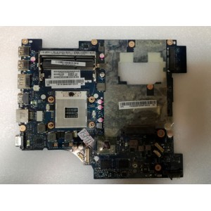 MB BAD - донор Lenovo IdeaPad G570 PIWG2 D06 PIWG2 LA-6753P (11S11013648Z, 11S102500019Z) LA-6753P REV: 1.0., ATI 216-0774207, Intel SLJ4P BD82HM65, 4 чипа Hynix H5TQ2G63BFR - снято что-то