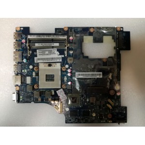 MB BAD - донор Lenovo IdeaPad G570 PIWG2 D06 PIWG2 LA-6753P (11S11013648Z, 11S102500018Z) LA-6753P REV: 1.0., ATI 216-0774207, Intel SLJ4P BD82HM65, 4 чипа Hynix H5TQ2G63BFR - снято что-то