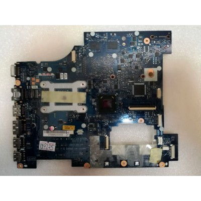 MB BAD - донор Lenovo IdeaPad G570 PIWG2 D06 LA-6753P REV: 1.0., ATI 218-0774207, Intel SLJ4P BD82HM65, 4 чипа Hynix H5TQ2G63BFR - снято что-то