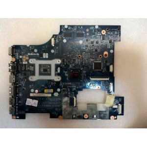 MB BAD - донор Lenovo IdeaPad G570 PIWG2 D06 (11S11013569Z, 11S102001066Z) LA-6753P REV: 1.0., ATI 218-0774207, Intel SLJ4P BD82HM65, 4 чипа Samsung K4W2G1646C-HC12 - снято что-то 