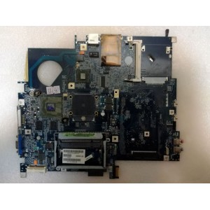 MB BAD - донор Acer Aspire 5110, 5111, 5112, 5113 HCW50 LA-3151P REV: 2A, ATI 218S4RBSA12G IXP460 SB460, ATI 215NSA4ALA12FG, ATI 216PNAKA13FG, 4 чипа Hynix HY5PS561621A - снято что-то