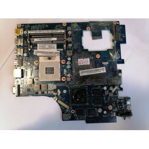 MB BAD - донор Lenovo IdeaPad G770 PIWG4 D07 (11S11013582Z) PIWG4 LA-6758P REV:1.0, AMD 216-0810005, Intel SLJ4P BD82HM65, 8 чипов HYNIX H5TQ2G63BFR