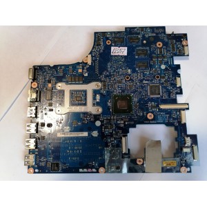 MB BAD - донор Lenovo IdeaPad G770 PIWG4 D07 (11S11013582Z) PIWG4 LA-6758P REV:1.0, AMD 216-0810005, Intel SLJ4P BD82HM65, 8 чипов Samsung K4W2G1646C-HC12
