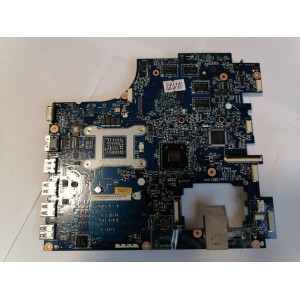 MB BAD - донор Lenovo IdeaPad G770 PIWG4 D07 (11S11013582Z) PIWG4 LA-6758P REV:1.0, AMD 216-0810005, Intel SLJ4P BD82HM65, 8 чипов Samsung K4W2G1646C-HC12