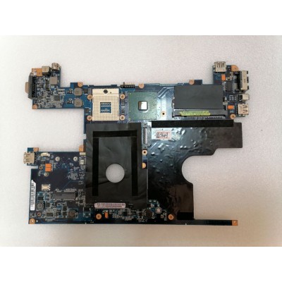 MB BAD - донор Asus W5FM MB. (60-NHAMB2100-A01P) W5FM REV: 2.1, P/N:08G25WM0021I, Intel SL8Z2 QG82945GM, Intel SL8YB NH82801GBM, 8 чипов Hynix HY5PS121621B FP-Y5