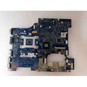 MB BAD - донор Lenovo IdeaPad G570 PIWG2 D06 (11S90000028Z) PIWG2 LA-6753P REV:1.0., Intel SLJ4P, ATI 216-0774207, 4 чипа Samsung 207 K4W2G1646C-HC12