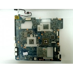 MB BAD - под восстановление Samsung NP355U4C (BA59-03402A) QMLE4 LA-8863P REV: 1.0., AMD 216-0833000, AMD 218-0755097, 8 чипов Samsung K4W2G1646C-HC11