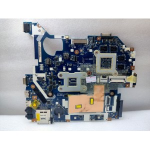 MB BAD - под восстановление Acer Aspire V3-551G (NBC19110013137BA2C3400) Q5WV8 LA-8331P REV: 1.0, AMD 218-0755097, AMD PGT142.00, 8 чипов Hynix H5TQ2G63BFR 11C 215A