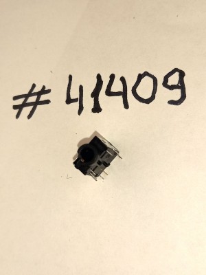 Audio connector Asus AUDIO JACK 6P R/A SMT (p/n:12014-00016100) SINGATRON 2SJ3082-007111F