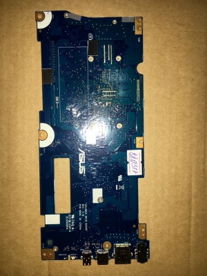 MB BAD - донор Asus UX330UA MB._8G (90NB0CW0-R00020, 60NB0CW0-MB2020 (202)) UX330UA REV. 2.0 - снято CPU