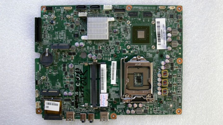 MB BAD - донор Lenovo IdeaCentre C340, C440 (11390000849ZZ0MP32V(?)4V) CIH61S1 VER:1.0, nVidia O2N3D8 1301A1 PMB239.C0V N13M-GE2-AI0-A1, 8 ЧИПОВ Samsung 301 K4W2G1646E-BC11 EZJ4979IC