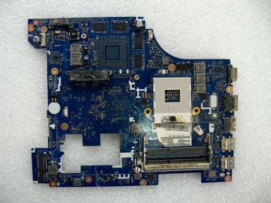 MB BAD - донор Lenovo IdeaPad G580 QIWG6 D48 (11S90001747Z) QIWG5_G6_G9 LA-7981P REV:1.0, 8 ЧИПОВ HYNIX H5TQ2G63DFR