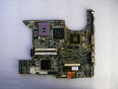 MB BAD - донор HP Pavilion 9700, dv6000, dv9000 (PPE0101ZW4662 31AT5MB00C0) DA0AT5MB8E0 REV:E, Intel SLA5Q NH82801HBM, nVidia G84-53-A2, 4 чипа Samsung ???
