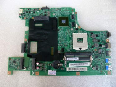 MB BAD - донор Lenovo IdeaPad B570, B575, V570 LA58 MB 11273-3 48. 4TE05. 031 (11S102500133Z) LA58 MB 11273-3 48. 4TE05. 031, nVidia N14M-GE-B-A2, 4 чипа Samsung K4W2G1646E-BC1A