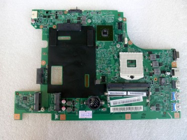 MB BAD - донор Lenovo IdeaPad B570, B575, V570 LA58 MB 11273-1 48. 4TE05. 011 (11S102500303Z) LA58 MB 11273-1 48. 4 TE05. 011, nVidia N13M-GE1-B-A1, 4 чипа Samsung K4W2G1646C-HC11