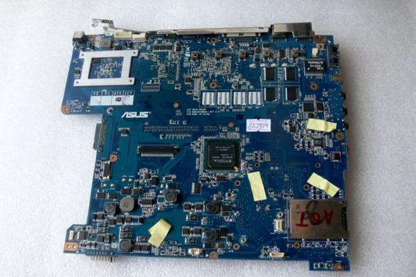 MB BAD - донор Asus A6T MB. (08G26AS0020J) A6T REV: 2.0, nVidia NF-G6100-N-A2, nVidia GF-G07300-B-N-A3, nVidia NF-430-N-A3, 4 чипа hynix KOR HY5PS561621A