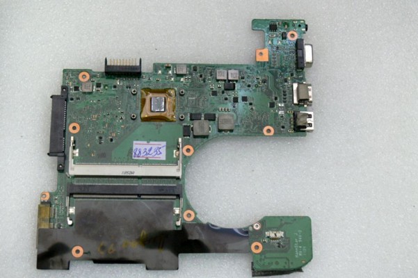 MB BAD - донор Asus Eee PC 1215B (60-OA3CMBH000) 1215B REV.2.2., AMD EME450GBB22GV E-450, AMD 218-0792006