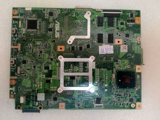 MB BAD - донор Asus K52JR MB_0M (60-NXMMB1000-005) K52JR REV. 2.0., ATI 216-0774007, Intel SLGZS BD82HM55, 8 чипов Samsung K4W1G1646E-HC12 - снято что-то