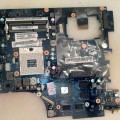 MB BAD - донор Lenovo IdeaPad G770 PIWG4 D07 (11S11013584Z, 11S102500019Z) PIWG4 LA-6758P REV:1.0, AMD 216-0810005, Intel SLJ4P BD82HM65, 8 чипов Samsung K4W2G1646C-HC12