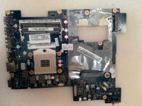 MB BAD - донор Lenovo IdeaPad G570, PIWG2 UB6S (11S11013570Z, 11S102500101Z) PIWG2 LA-675AP REV:1.0, Intel SLJ4P BD82HM65 - снято что-то