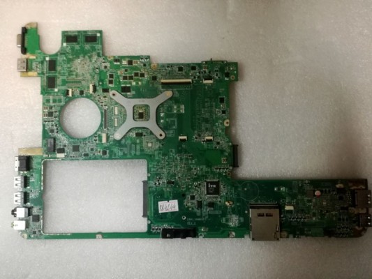 MB BAD - донор Lenovo IdeaPad Y560, (FRU: 11S11012136Z) DAKL3AMB8E0 REV: E, ATI 216-0772003, 8 чипов Hynix H5TQ1G63BFR - снято что-то