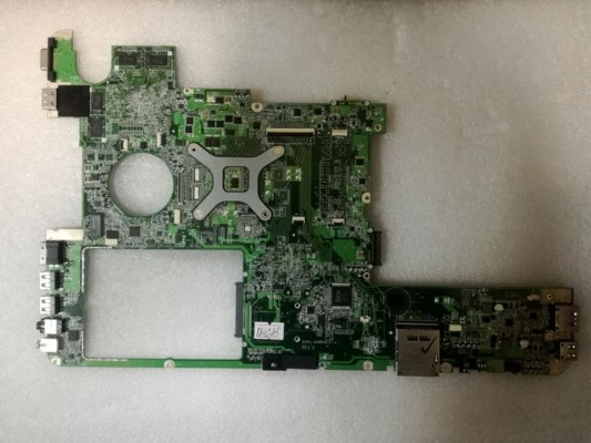 MB BAD - донор Lenovo IdeaPad Y560, (FRU: 11S11012136Z) DAKL3AMB8E0 REV: E, ATI 216-0772003, 8 чипов Hynix H5TQ1G63BFR - снято что-то