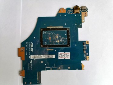 MB BAD - донор Asus UX370UAR MB._0M(60NB0EN0-MB4000(202)) UX370UAR REV. 2.0., 4 чипа SEC 816 K4E8E30 - снято CPU