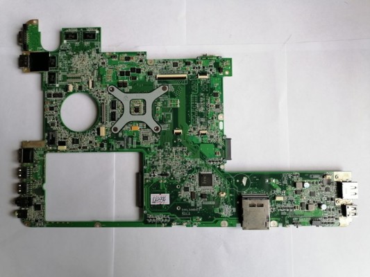 MB BAD - донор Lenovo IdeaPad Y560, KL3A (FRU 11S11012137Z) DAKL3AMB8E0 REV: E, ATI 216-0772003, 8 чипов Hynix H5TQ1G63BFR, HUB