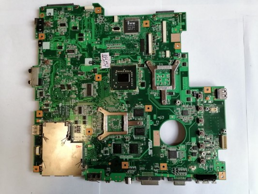 MB BAD - донор Asus F3SA MB_0M (08G2003FA22J) F3SA REV: 2.2., ATI RADEON?, Intel SLA5U LE82PM965, 8 чипов HTB10T512161B2F-25