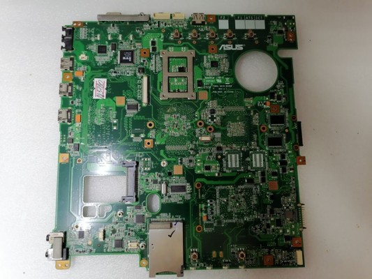 MB BAD - донор Asus F50SL MB. REV: 2.1., ATI 216-0728009, SIS 968 PTD4265, 4 чипа Samsung K4W1G164QQ-HC20