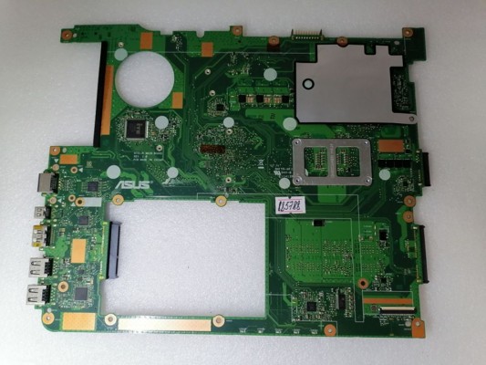 MB BAD - под восстановление Asus N751JK MB._0G/I7-4710HQ/AS (V2G)(LVDS) (90NB06K0-R01500, 60NB06K0-MB1520-204) N751JK REV.2.0, nVidia N15P-GT-A2, HUB, 8 чипов SK hynix H5TC2G63FFR 11C - была рабочая материнка, но понадобился проц - снято CPU