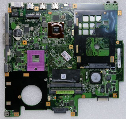 MB BAD - донор Asus F5SL MAIN_BD (60-NM7MB1000-B16) F5SL P/N: 08G2005FS20J REV: 2.0, SIS 671DX, SIS 968, ATI 216-0707009, 4 чипа Qimonda HYB18T512161B2F-25