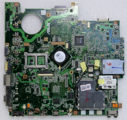 MB BAD - донор Asus F5SL MAIN_BD (60-NM7MB1000-B17) F5SL P/N: 08G2005FS20J REV: 2.0, SIS 671DX, SIS 968, ATI 216-0707009, 4 чипа Qimonda HYB18T512161B2F-25