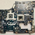 MB BAD - под восстановление Lenovo IdeaPad G580 QIWG6 D48 (3KMFG:310 QIWG6 D48) QIWG5_G6_G9 LA-7981P REV: 1. 0, Intel SLJ8E, nVidia N13P-GLR-A1, 8 чипов hynix H5TQ2G63DFR 11C 303V