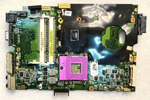 MB BAD - под восстановление Asus K50IP (60-N0CMB1000-A11) K401IN MAIN BOARD REV. 2. 2G, nVidia MCP75L-B3, ITE IT8500E 1007-BXA DC7HLB L, 4 чипа hynix H5PS1G63EFR 20L 009A