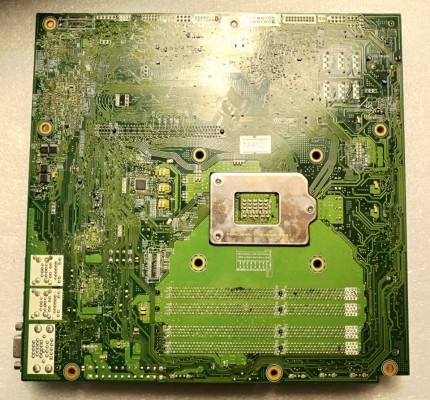 MB BAD - донор Lenovo (FRU: 00D8551, 11S00D3729Y015UN2C30YG, 010165500-000-G, 00Y7577, IBM для x3250 M4) PASS10, RAINIER SH77571 211BP04, Samsung K4B2G1646C-HCH9, 2 чипа Intel WG82574L NCM5070. 5 1227