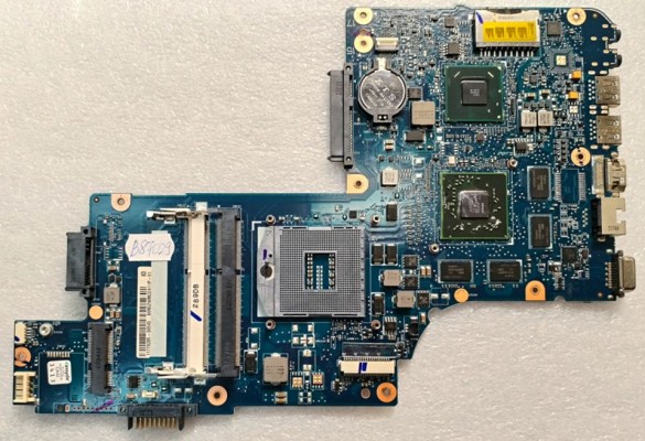 MB BAD - под восстановление Toshiba Satelite L850 (69N0ZWM2ZA11P-01) PLF/PLR/CSF/CSR DSC MB REV: 2. 1, AMD 216-0810028, Intel SLJ8E, 8 чипов hynix H5TQ1G63DFR 11C 228A